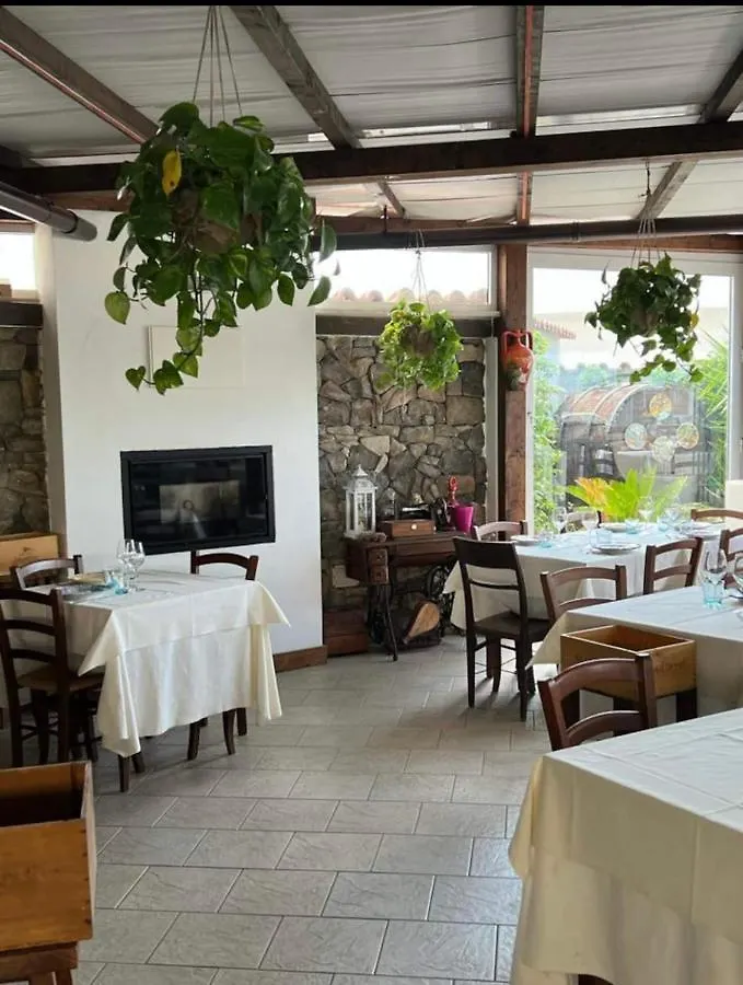 Villa Pisola Fiumicino Airport - Seafront Apartamento